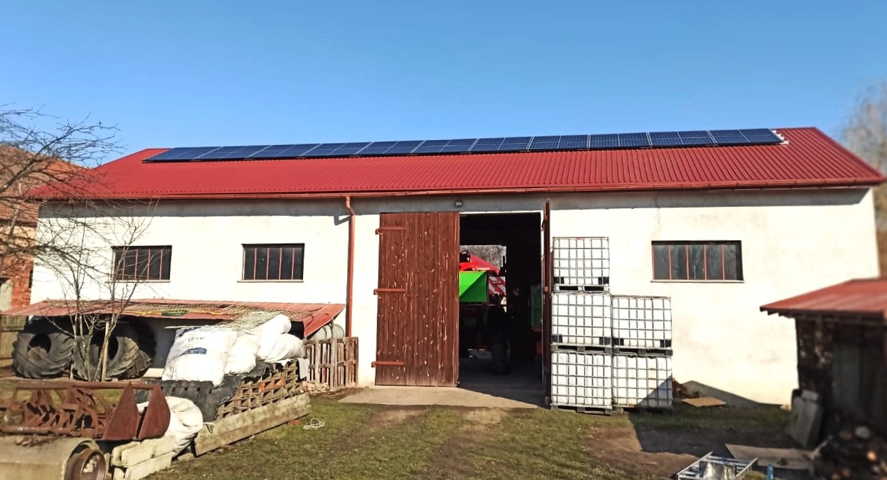 ESOLEO instalacja fotowoltaiczna na dachu dla rolników